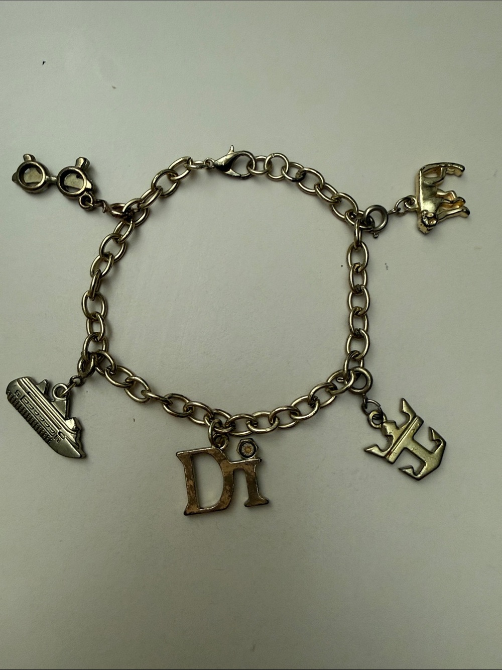 Vintage Diamonds International DI Gold-Tone Cruise Charm Bracelet 5 Charms